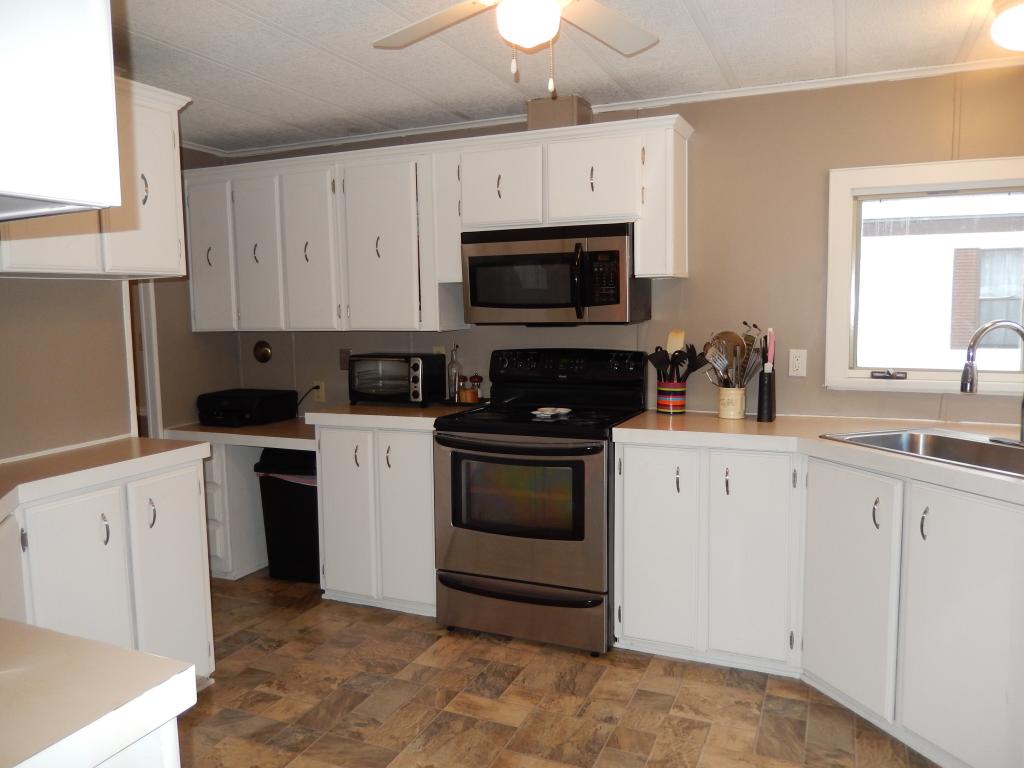 835 Middlewood Road Williston, VT 05495 - Photo 10 of 17 Gallery Image 10
