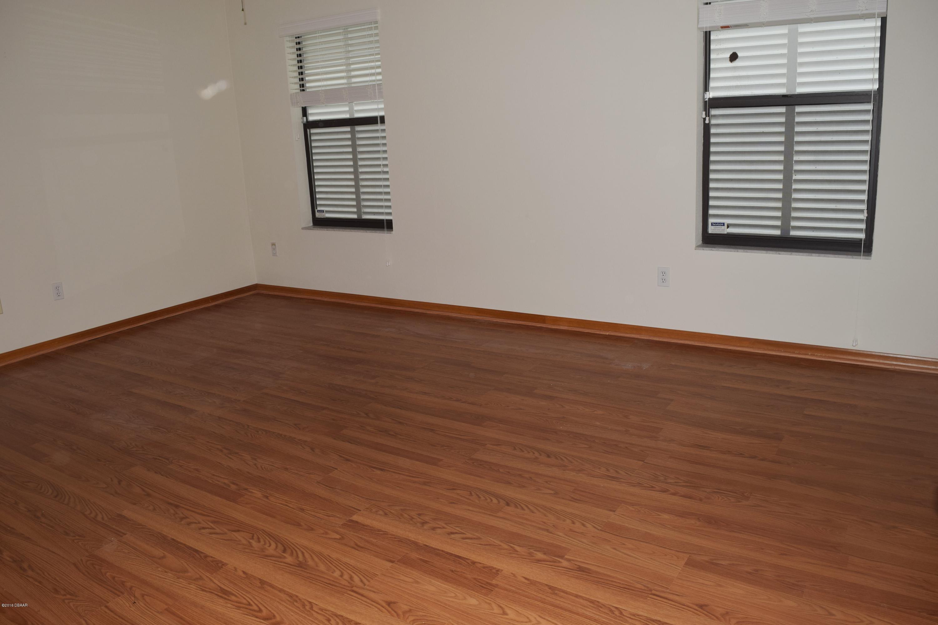 104 Rustic Pond Road Port Orange, FL 32128 - Photo 10 of 17 Master bedroom