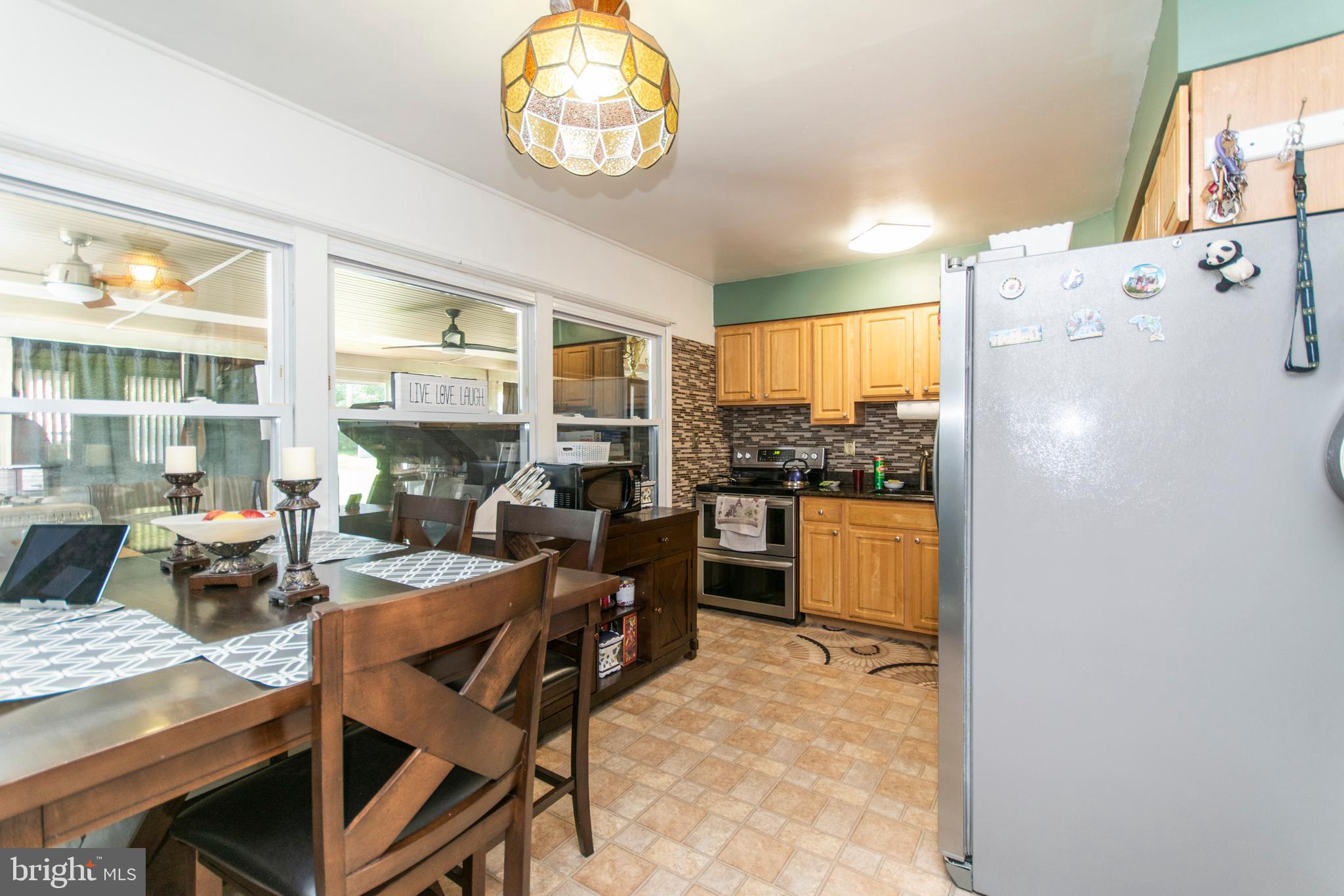 15 Peppermint Road Levittown, PA 19056 - Photo 7 of 24 Gallery Image 7