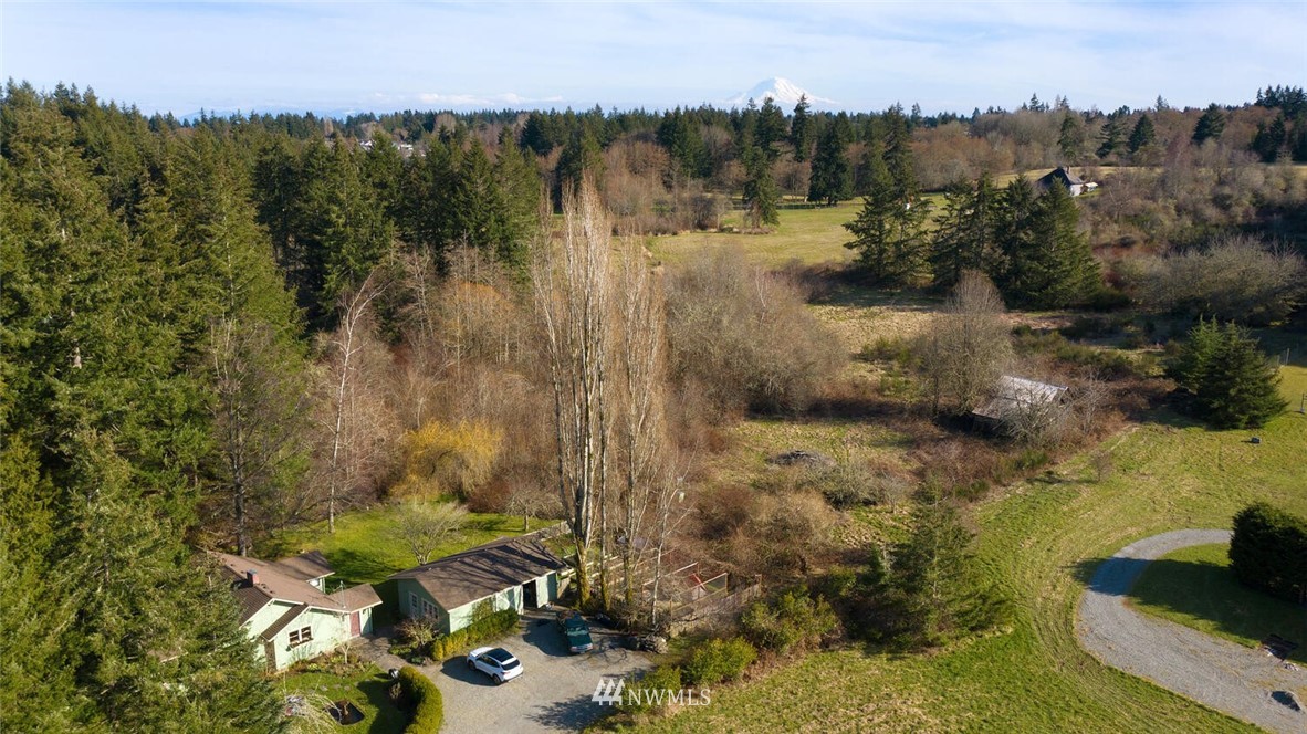 105-xx Southwest Cove Road Vashon, WA 98070 - Photo 16 of 25