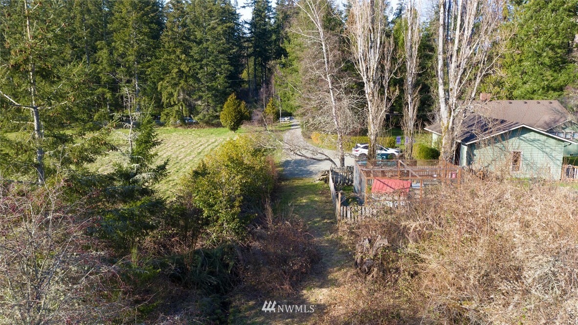 105-xx Southwest Cove Road Vashon, WA 98070 - Photo 3 of 25
