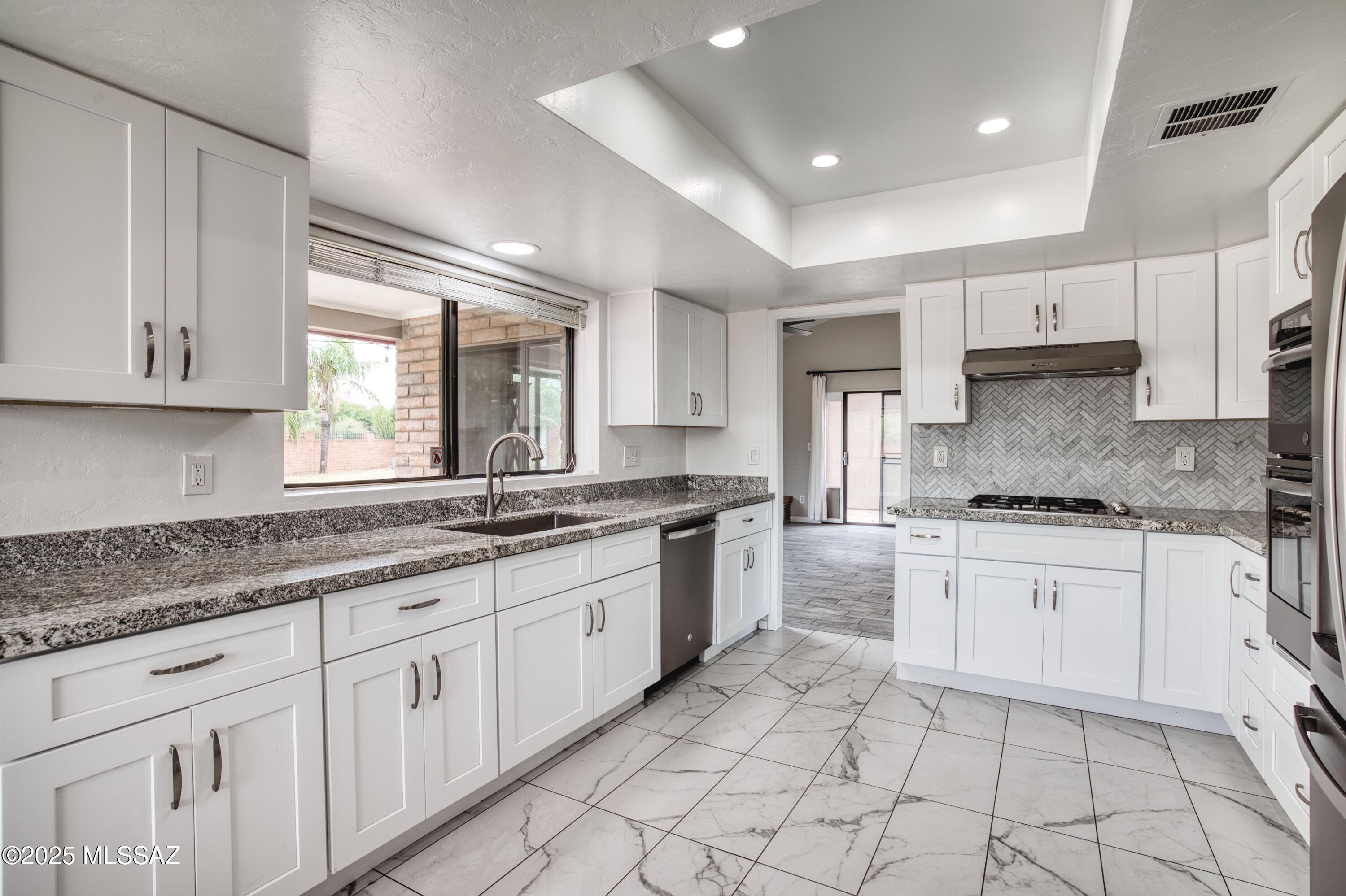 1151 East Rudasill Road Tucson, AZ 85718 - Photo 15 of 47 Gallery Image 15
