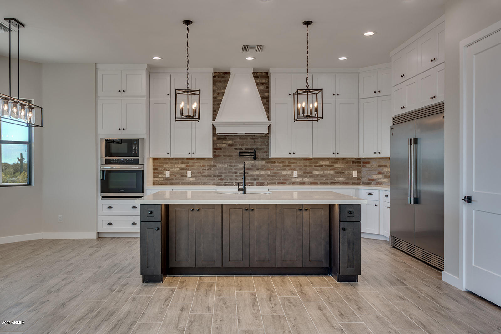 579 South Moon Road Apache Junction, AZ 85119 - Photo 9 of 23 8