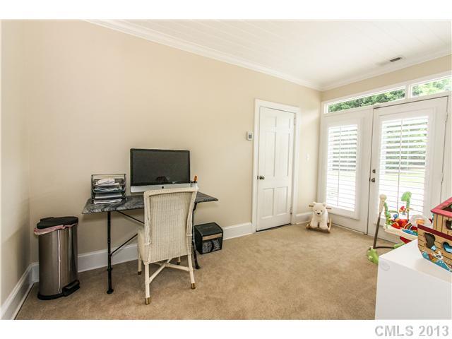 1129 South Wendover Road Charlotte, NC 28211 - Photo 13 of 16 Gallery Image 13