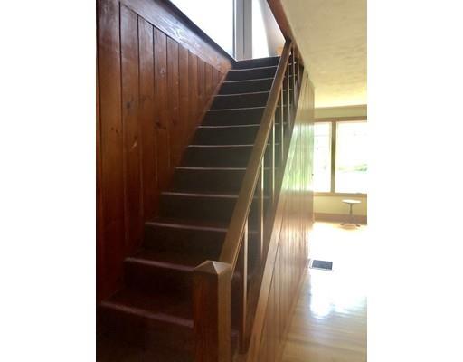 27 Stage Road Westhampton, MA 01027 - Photo 14 of 38 a view of entryway
