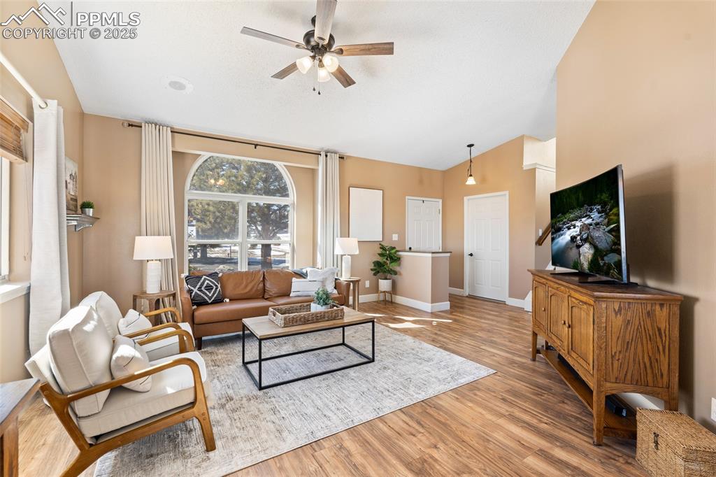 16145 Turftop Terrace Elbert, CO 80106 - Photo 5 of 42 Large living room!