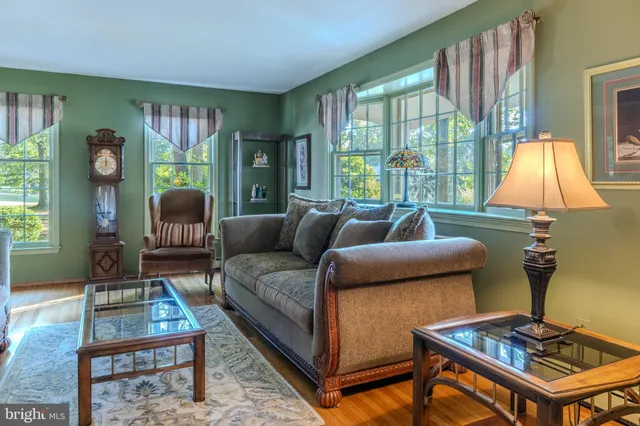 $689,000 | 3555 Northview Lane, Doylestown, PA 18902