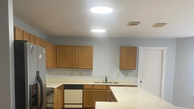 $1,795 | 4834 Sunlit Well Drive, San Antonio, TX 78247