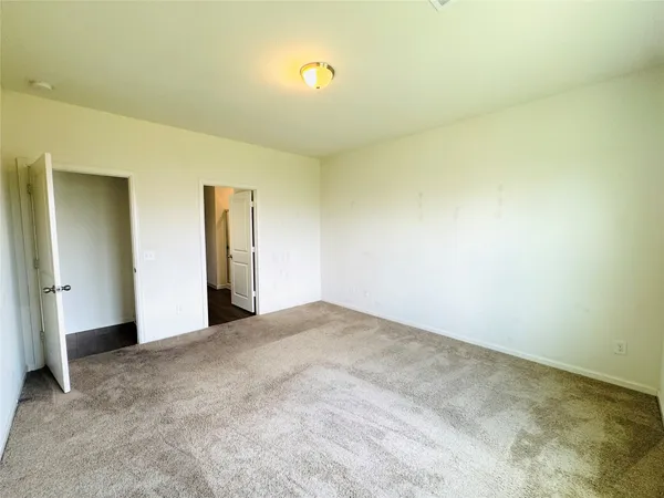 $2,300 | 1013 Pitch Pine, Brookshire, TX 77423