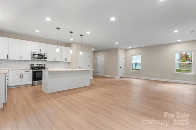 $495,000 | 8823 Dogwood Drive, Charlotte, NC 28215