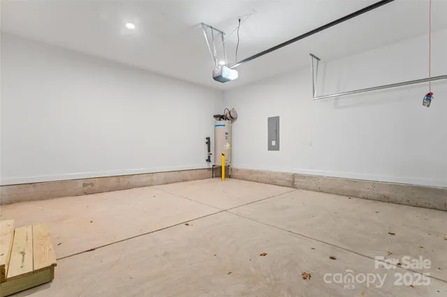 $495,000 | 8823 Dogwood Drive, Charlotte, NC 28215