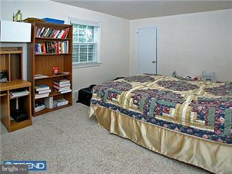 29 Johns Road Cheltenham, PA 19012 - Photo 4 of 12 Gallery Image 4