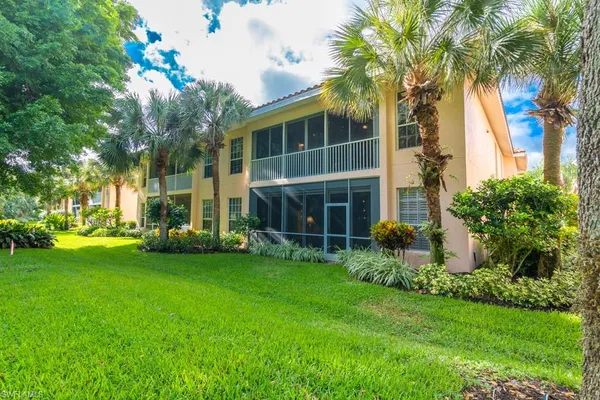 $9,000 | 8460 Abbington Circle, Unit 1821, Naples, FL 34108