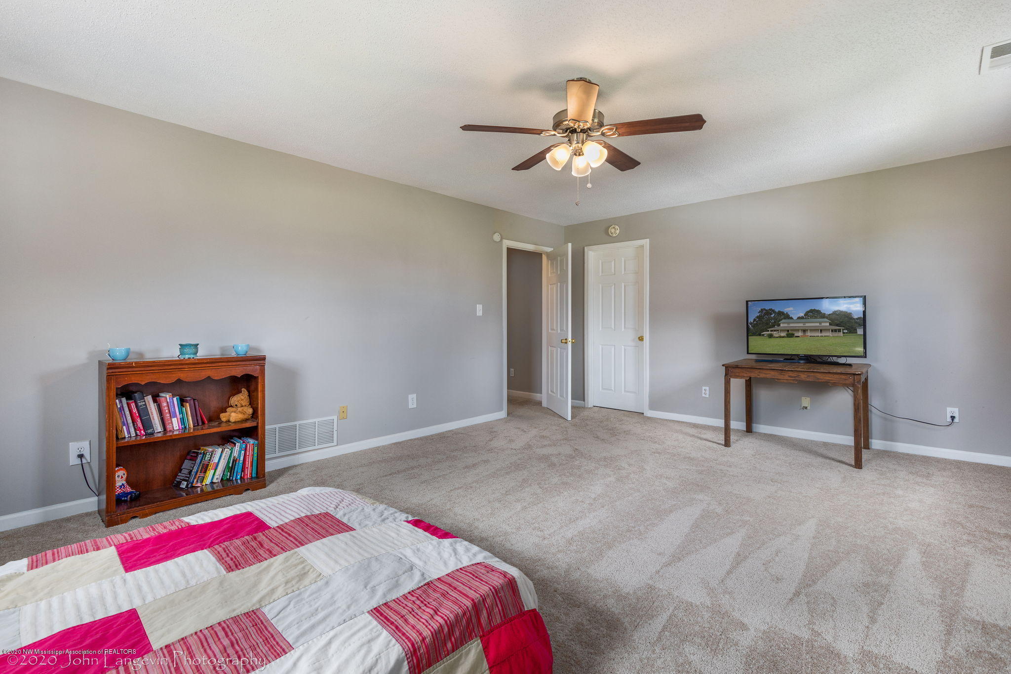 3246 Peyton Road Coldwater, MS 38618 - Photo 19 of 26 3246 Peyton Rd-Interior-11