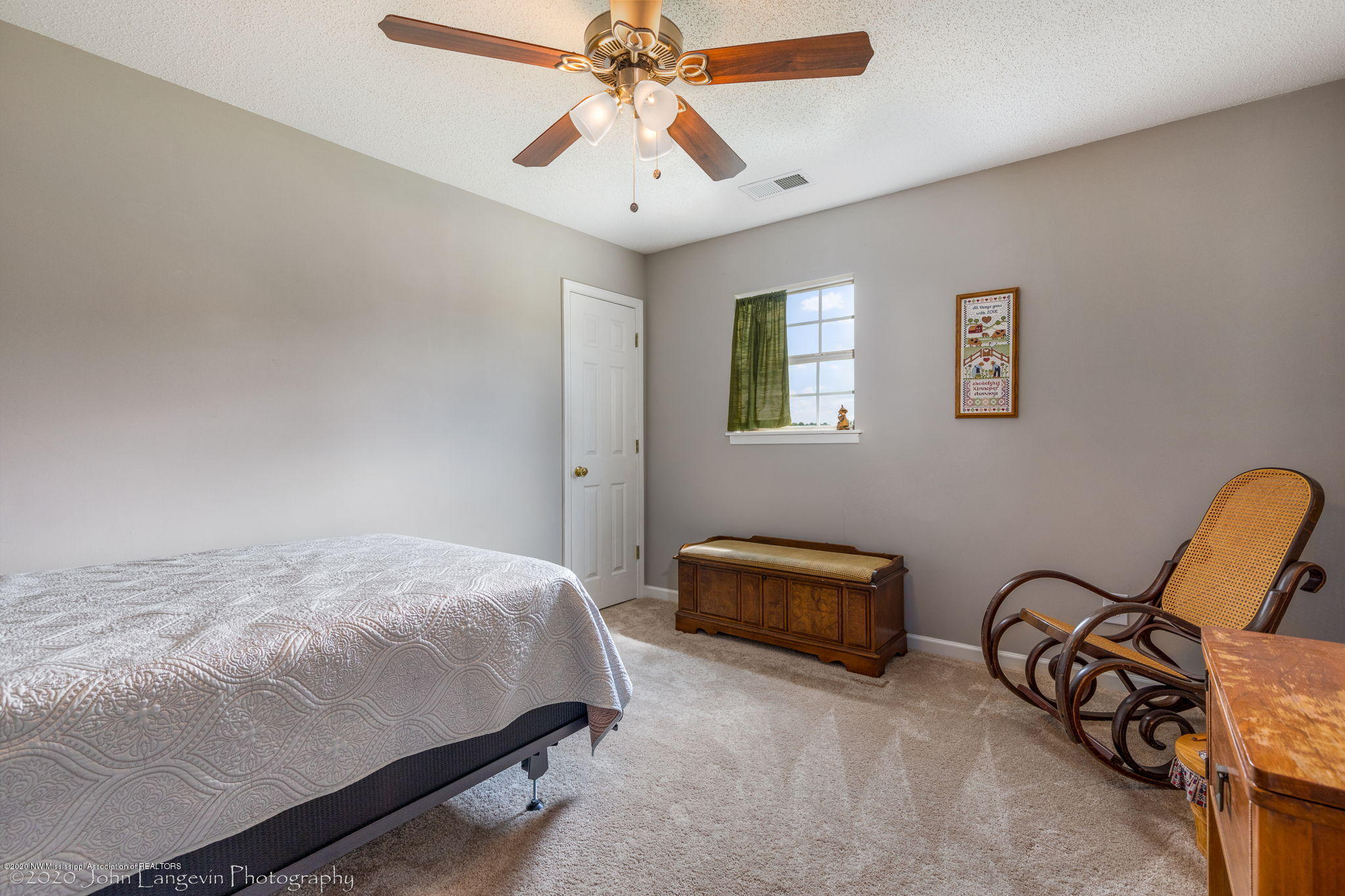 3246 Peyton Road Coldwater, MS 38618 - Photo 20 of 26 3246 Peyton Rd-Interior-12