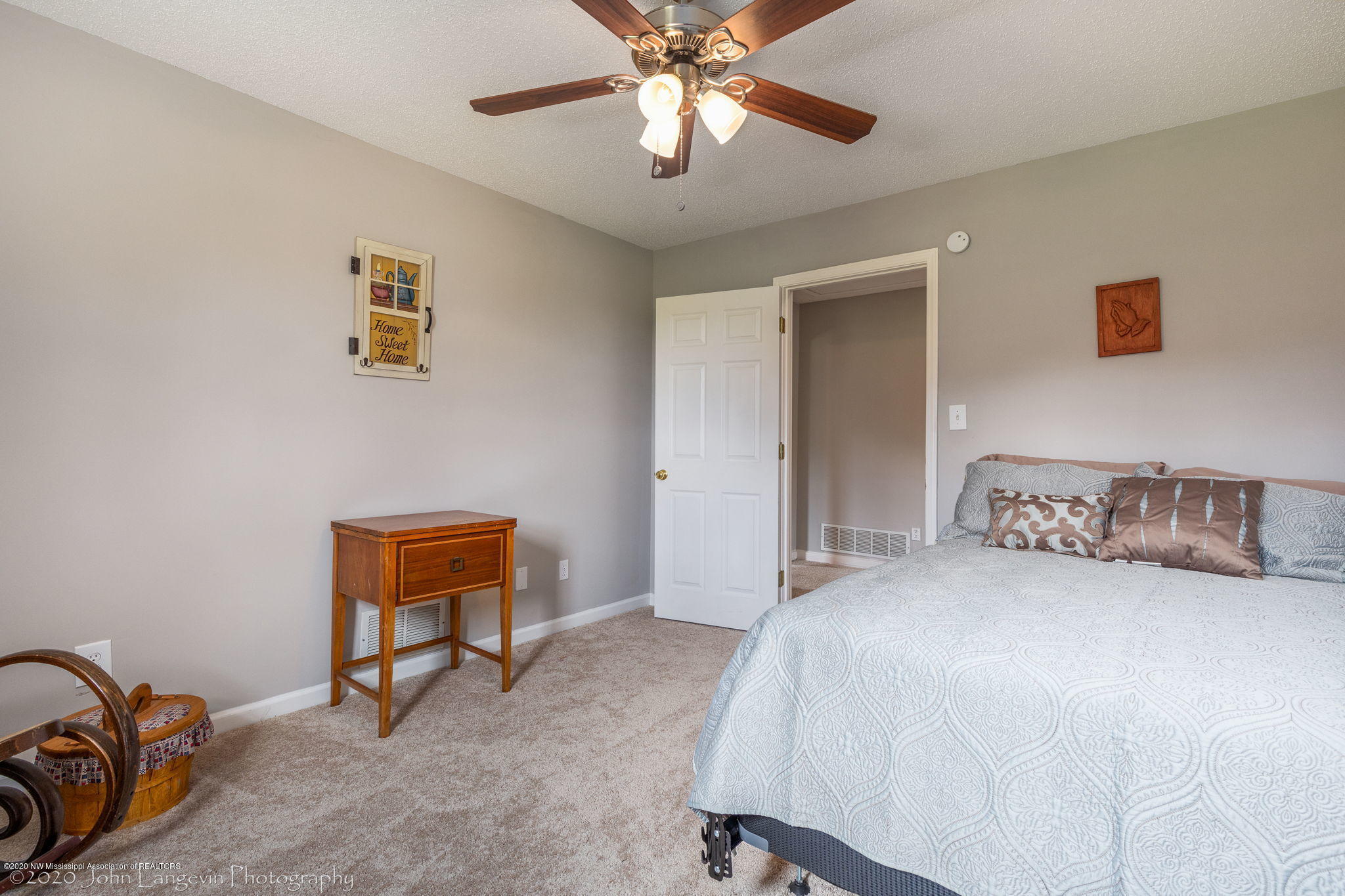 3246 Peyton Road Coldwater, MS 38618 - Photo 21 of 26 3246 Peyton Rd-Interior-13