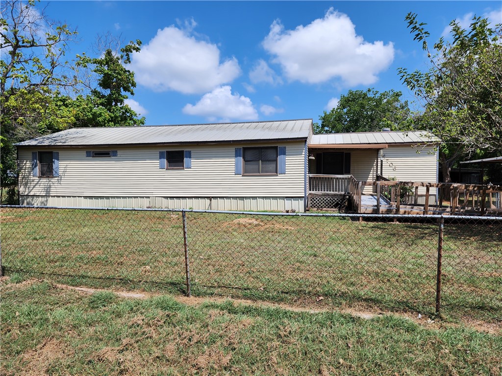 4706 Iowa Street Waco, TX 76705 - Photo 1 of 21