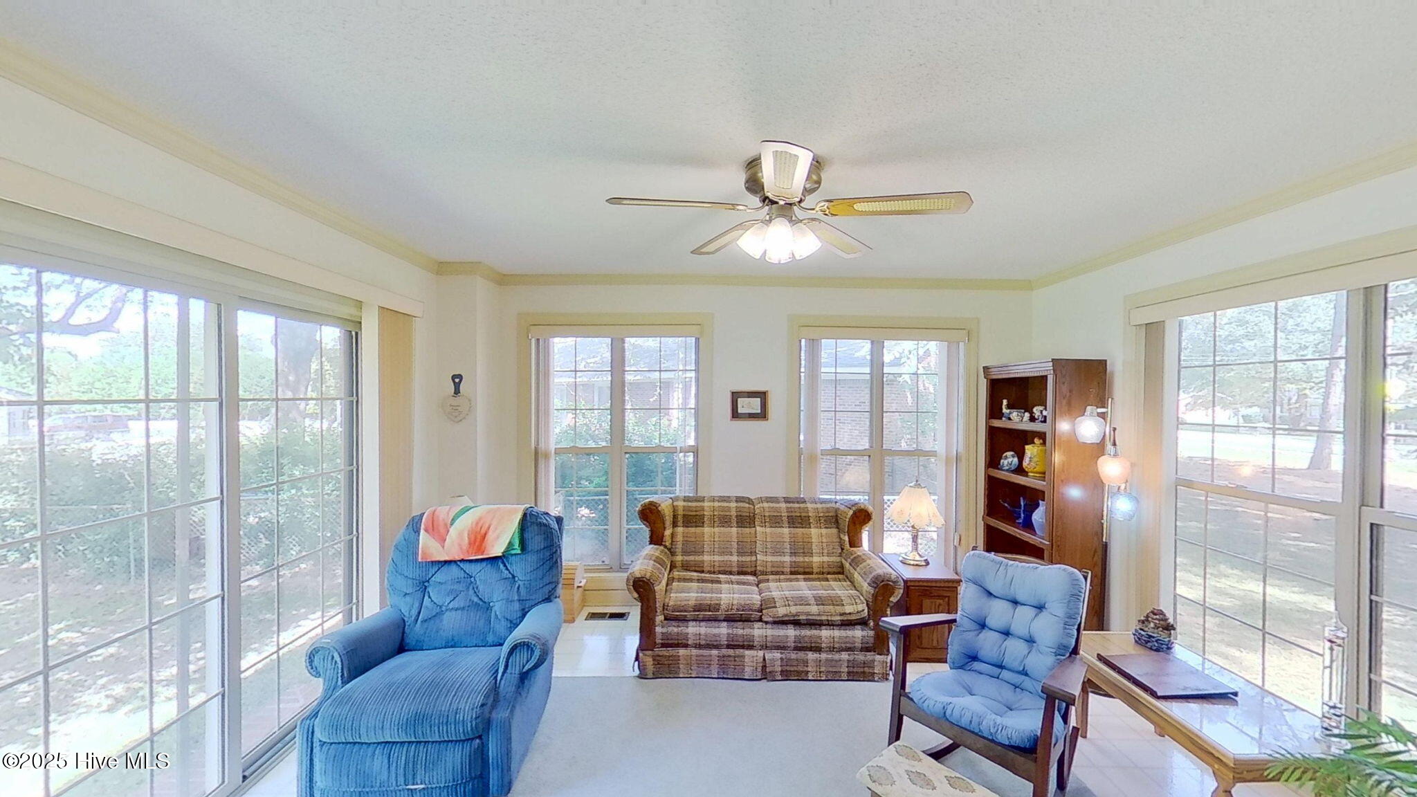 705 River Road Trent Woods, NC 28562 - Photo 3 of 54 25-web-or-mls-705-River-Rd-Trent-Woods-N