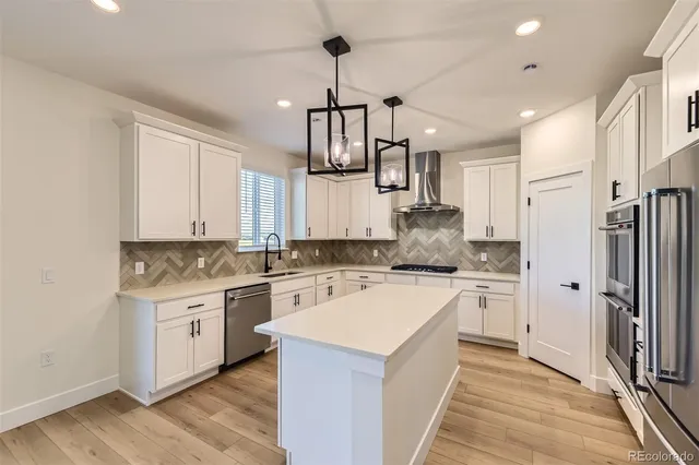 $688,900 | 42992 Colonial Trail, Elizabeth, CO 80107