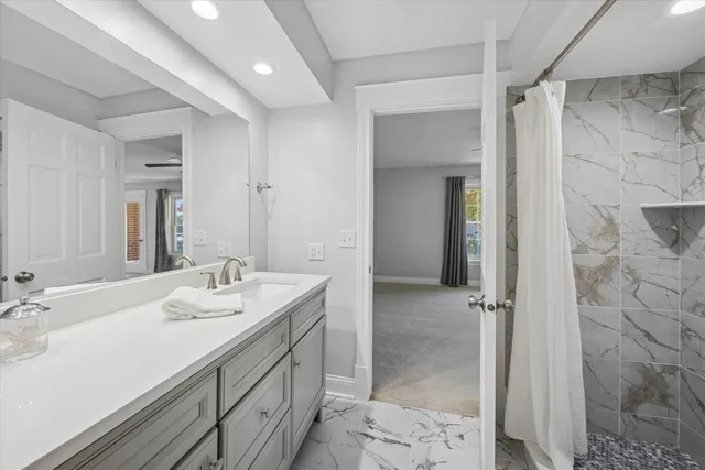 $499,999 | 5731 Sutton Place, Hinsdale, IL 60521