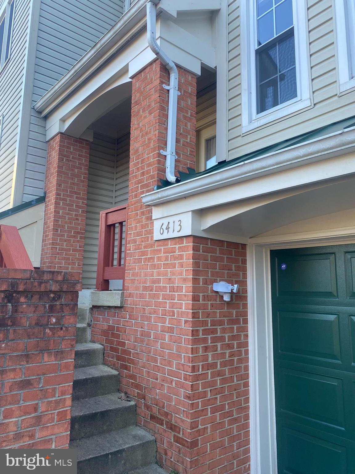 6413 Knapsack Lane Centreville, VA 20121 - Photo 4 of 54