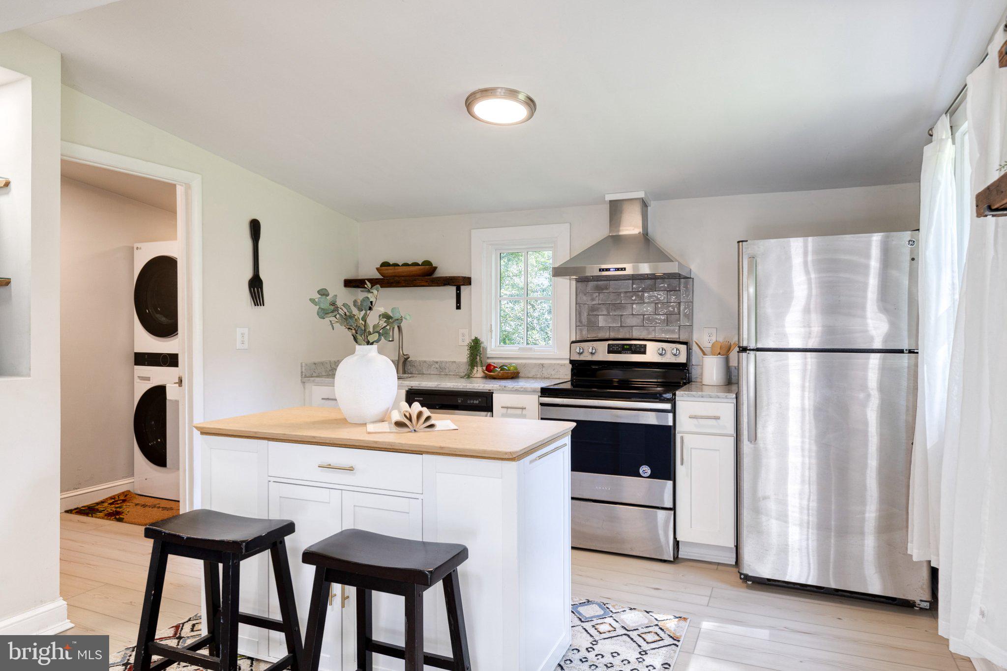 5603 Kenford Road Baltimore, MD 21209 - Photo 13 of 40 Gallery Image 13