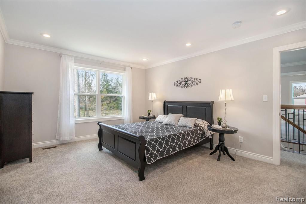 16135 Henry Ruff Road Livonia, MI 48154 - Photo 17 of 38