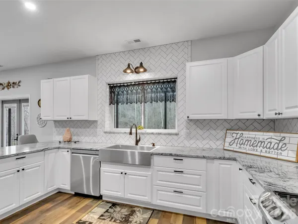 $1,075,000 | 115 Fugitive Run, Sylva, NC 28779