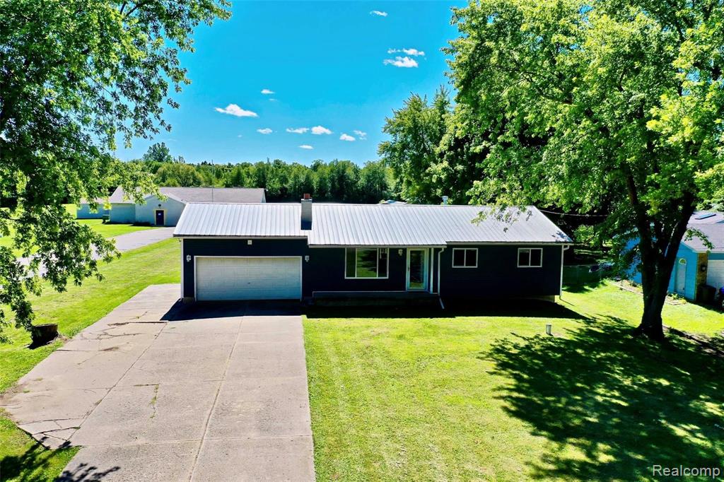 4346 Crosby Road Flint, MI 48506 - Photo 34 of 47