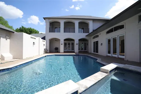 $1,200,000 | 911 Walnut Falls Circle, Mansfield, TX 76063