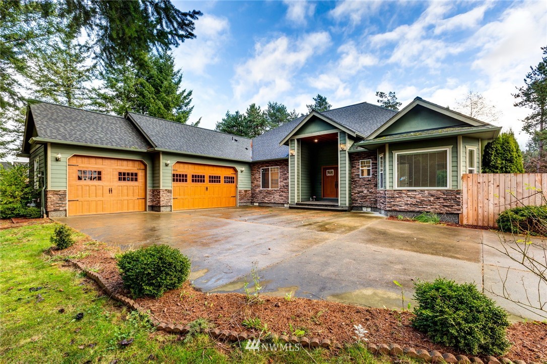8122 Percie Road Custer, WA 98240 - Photo 1 of 40