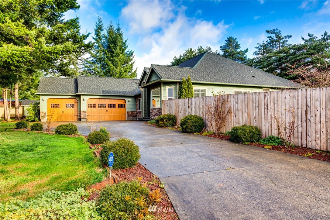 8122 Percie Road Custer, WA 98240 - Photo 4 of 40