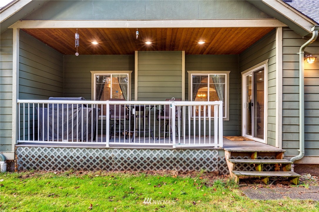 8122 Percie Road Custer, WA 98240 - Photo 32 of 40