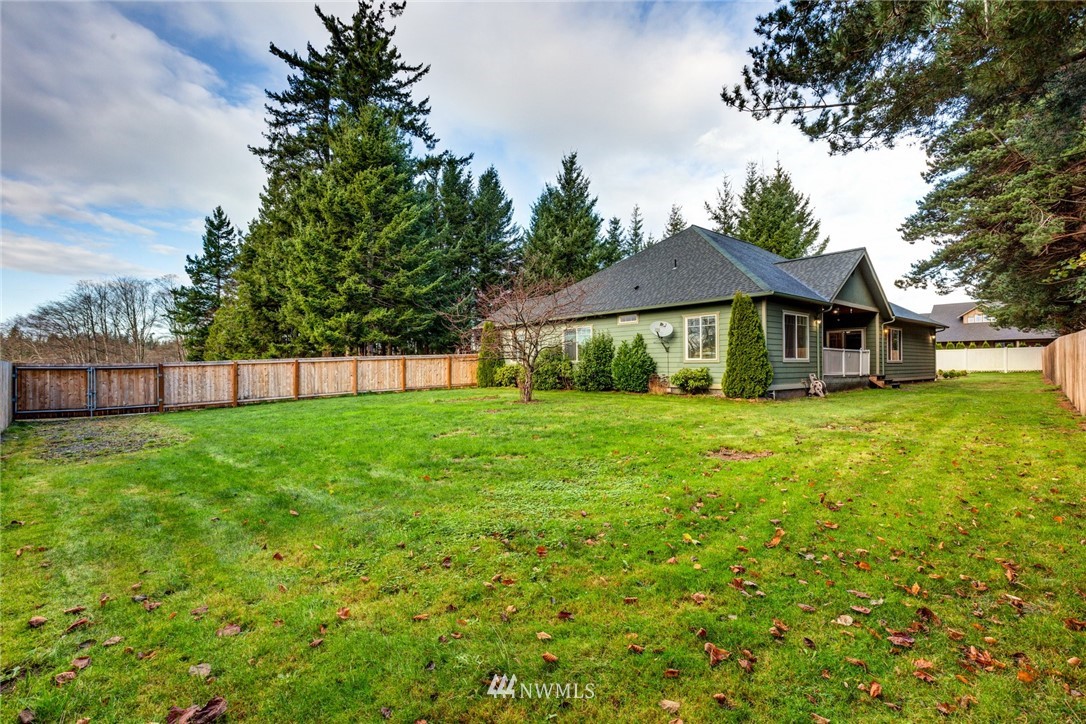 8122 Percie Road Custer, WA 98240 - Photo 35 of 40