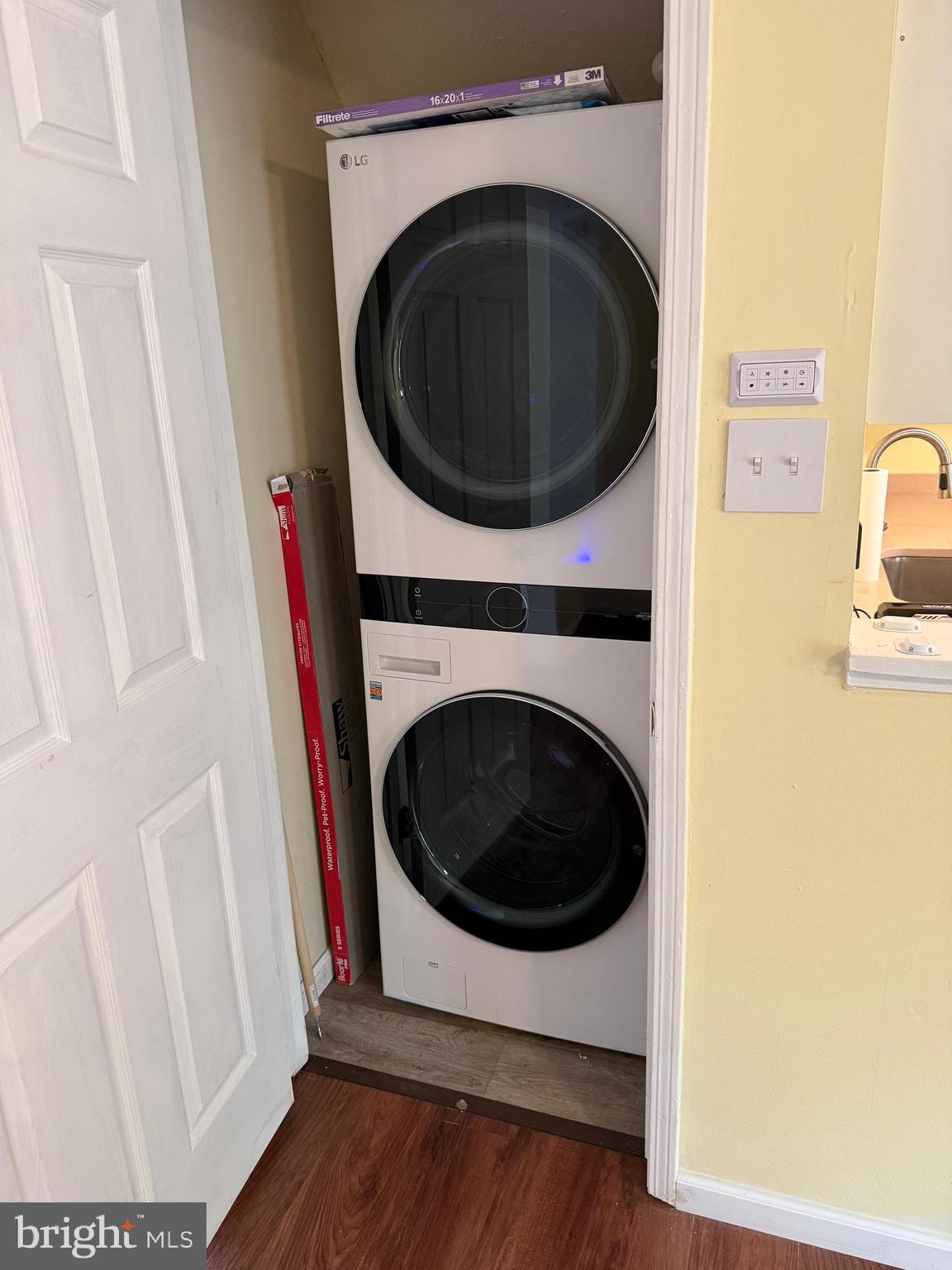 9461 Inaugural Drive King George, VA 22485 - Photo 9 of 20 Washer and dryer