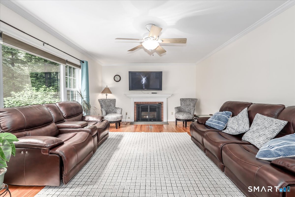 32 Country Way Bethel, CT 06801 - Photo 12 of 40