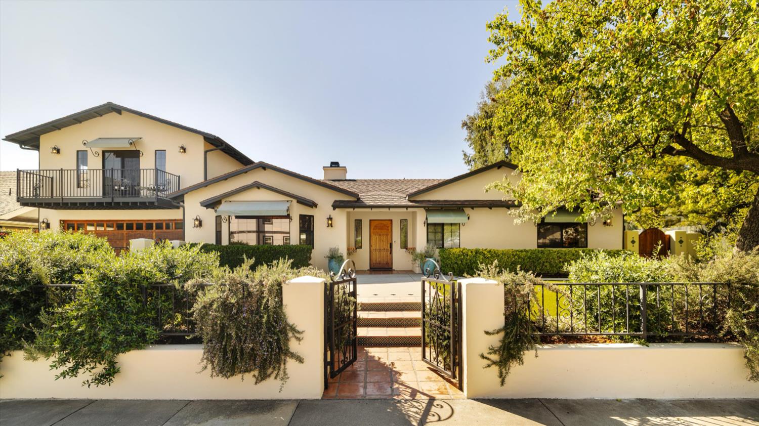 1213 San Ramon Way Ojai, CA 93023 - Photo 25 of 35 a front view of a house with a yard