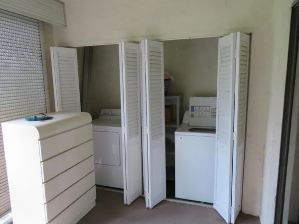 $1,450 | 9233 Southwest 8th Street, Unit 117, Boca Raton, FL 33428