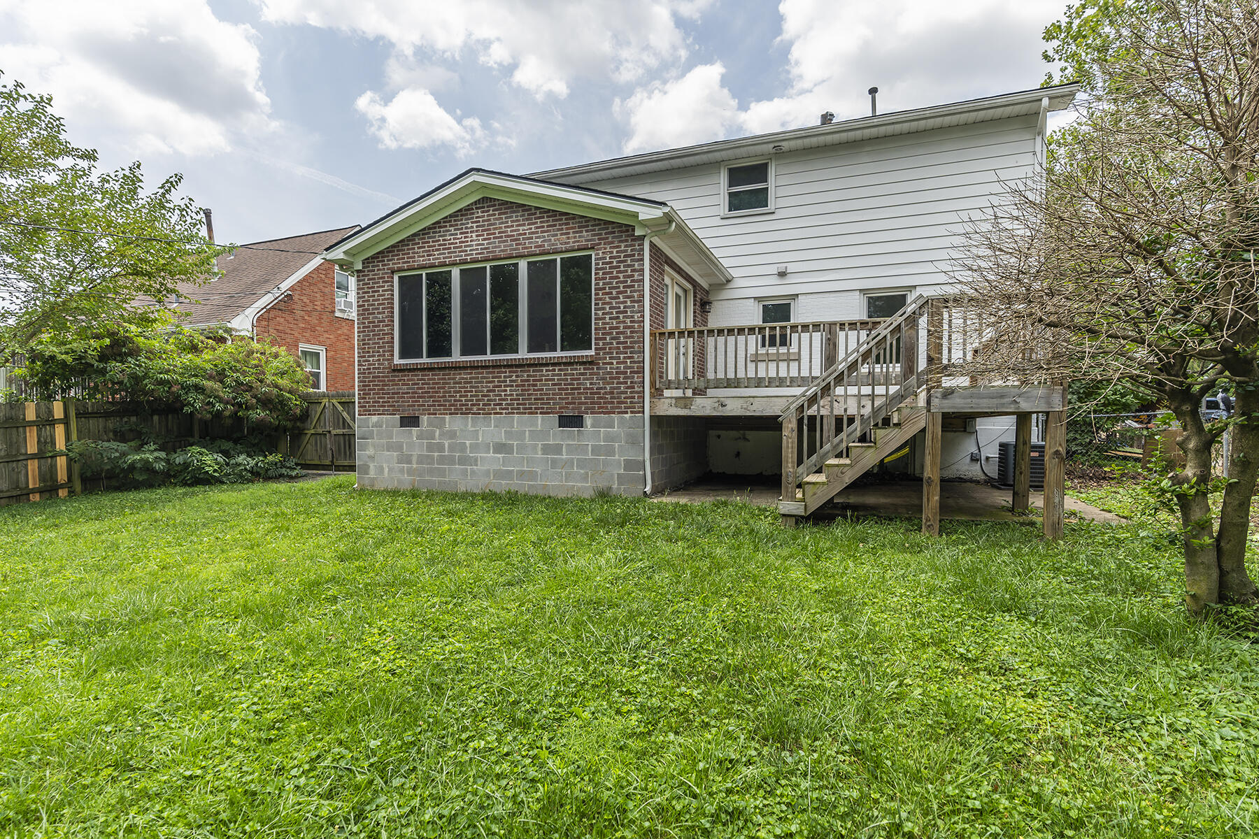 493 Hill N Dale Road Lexington, KY 40503 - Photo 34 of 35 493hillndale35 copy