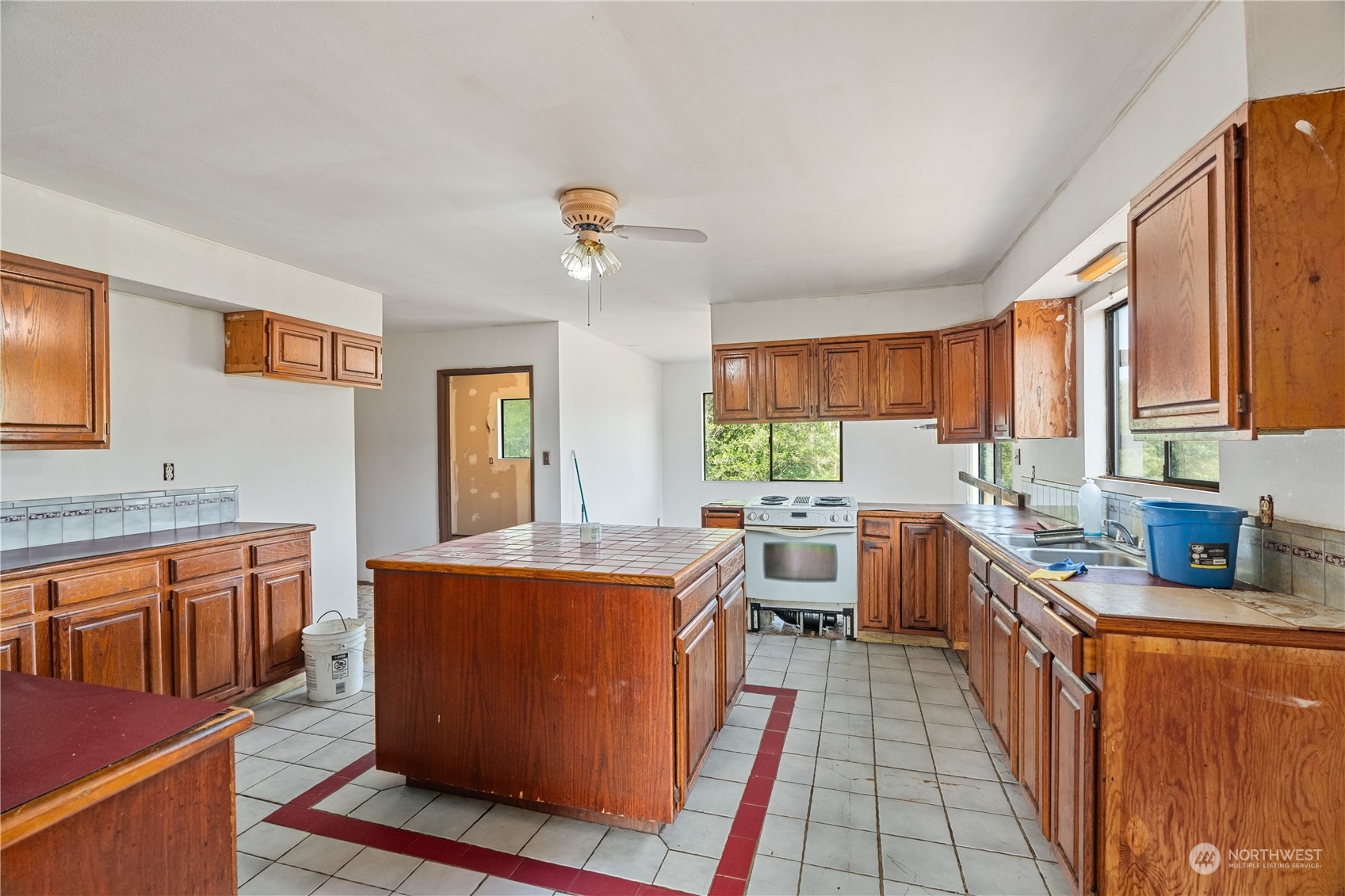 85 Burke Road Cosmopolis, WA 98537 - Photo 5 of 21 Gallery Image 5