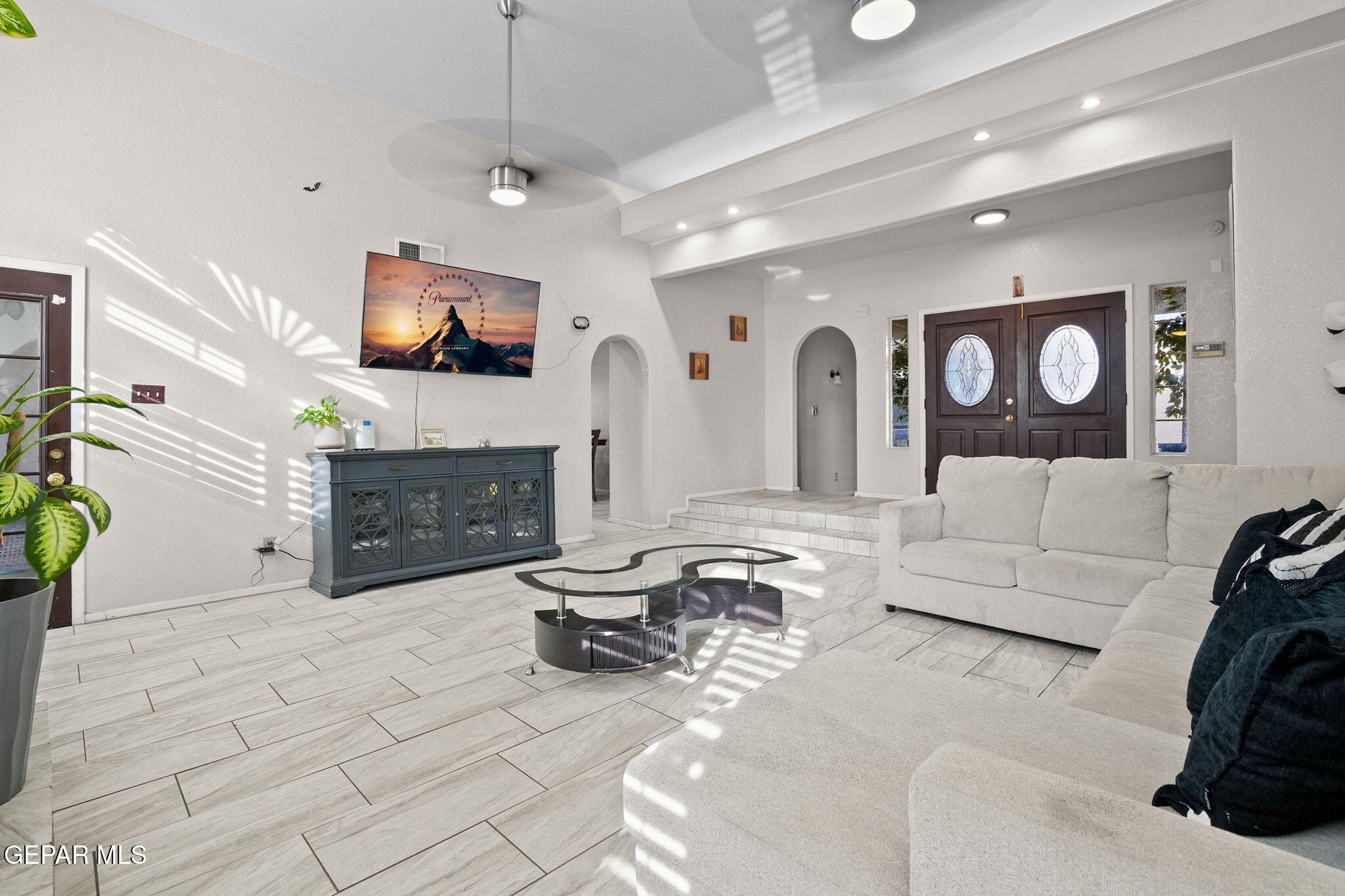 540 Spring Crest Drive El Paso, TX 79912 - Photo 9 of 37 31-web-or-mls-JOL01205