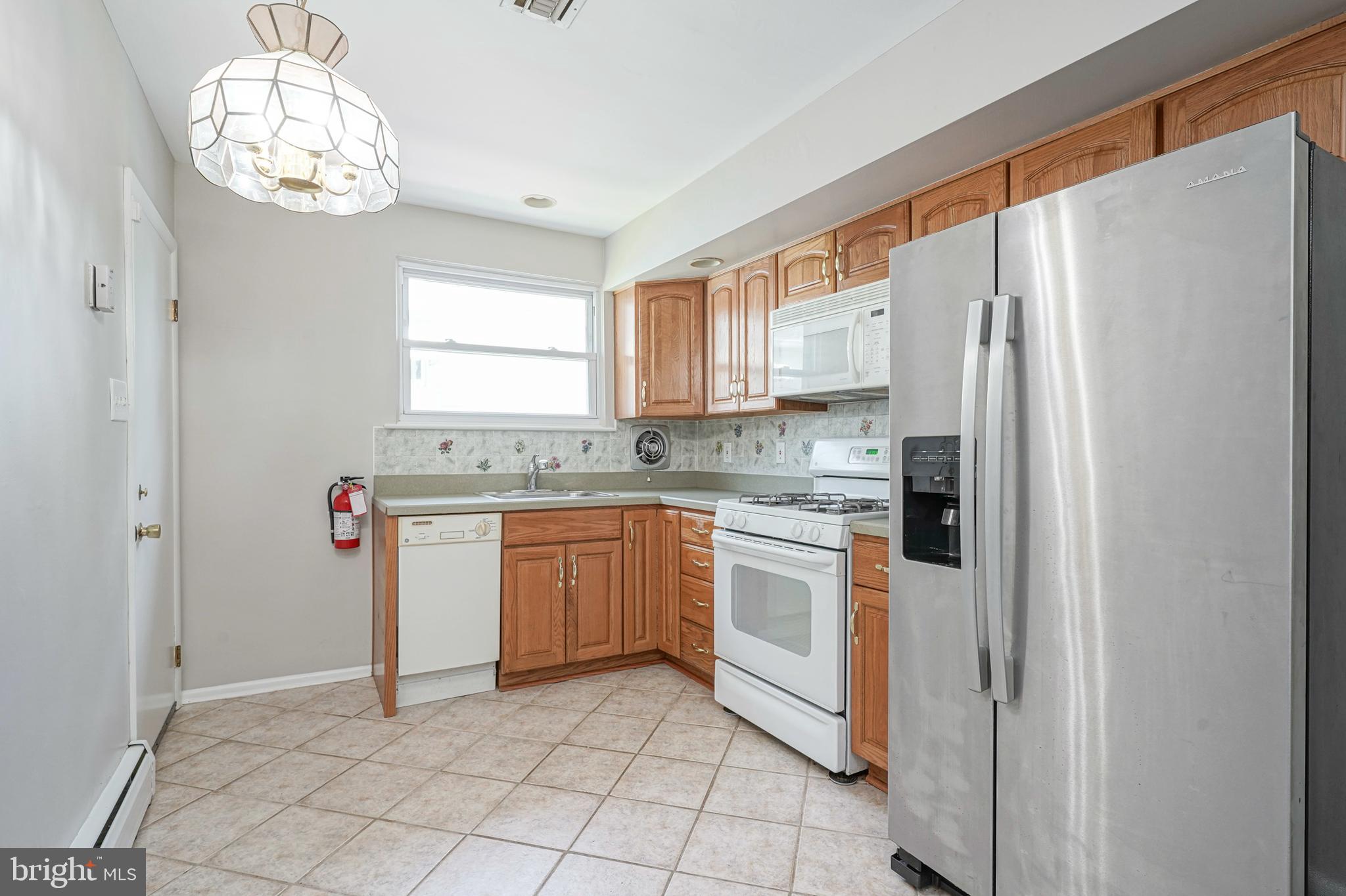 27 West Rodgers Street Ridley Park, PA 19078 - Photo 11 of 31 Gallery Image 11