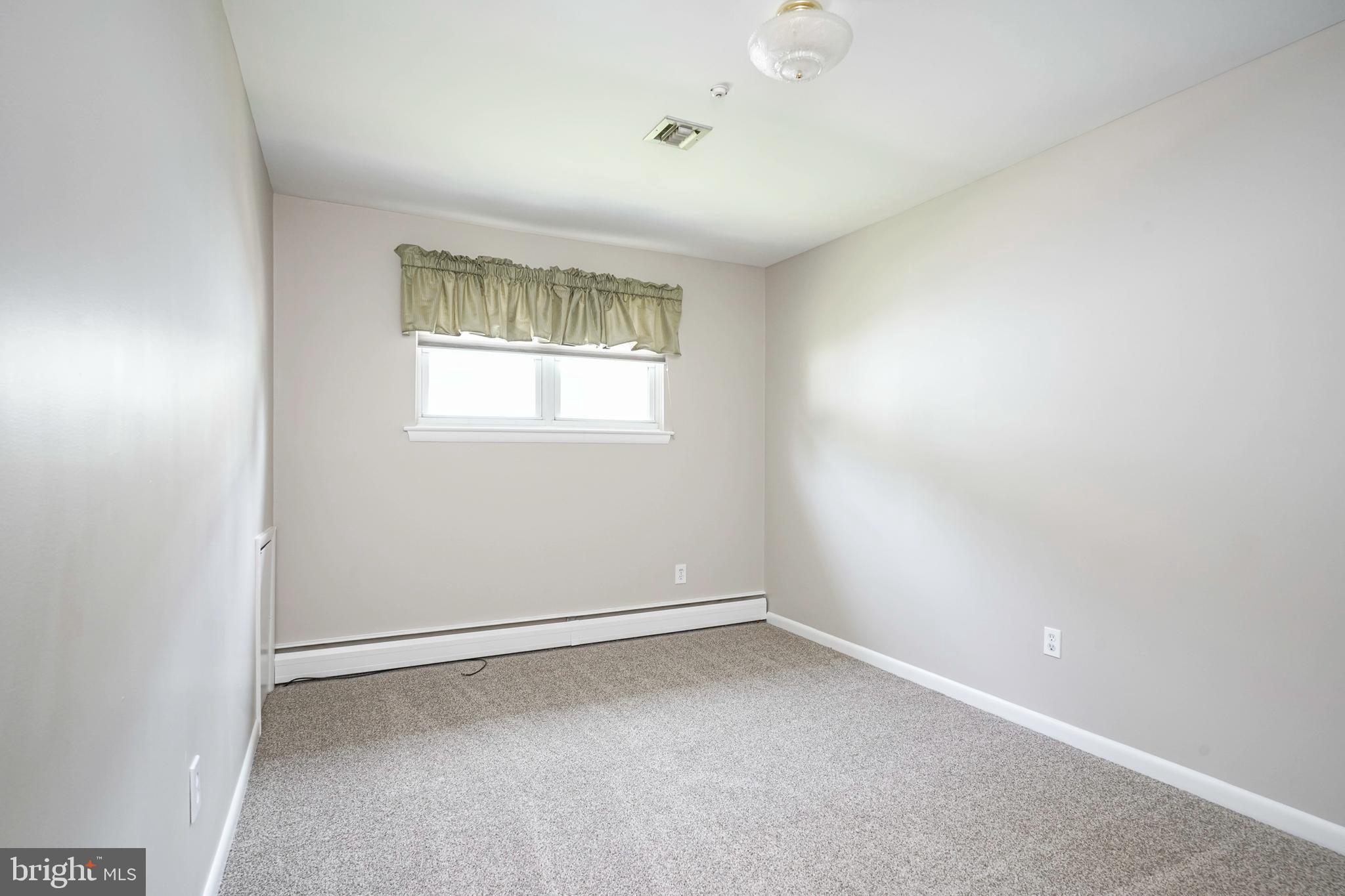 27 West Rodgers Street Ridley Park, PA 19078 - Photo 15 of 31 Gallery Image 15