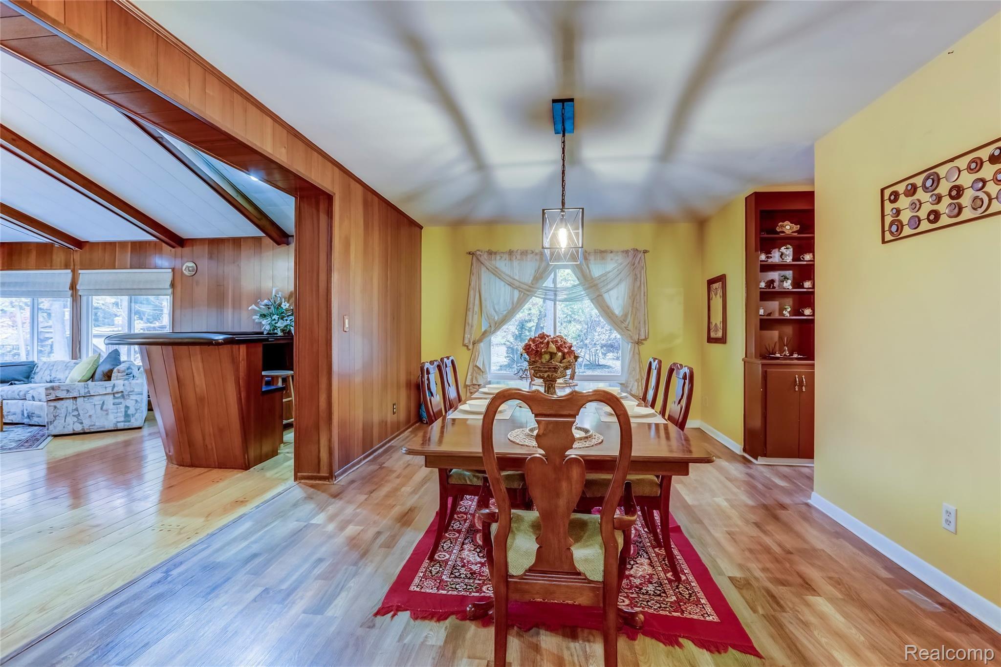 6205 Norham Road Bloomfield Hills, MI 48301 - Photo 9 of 45 6205 Norham Road, Bloomfield Hills, MI-11.jpg-FULL
