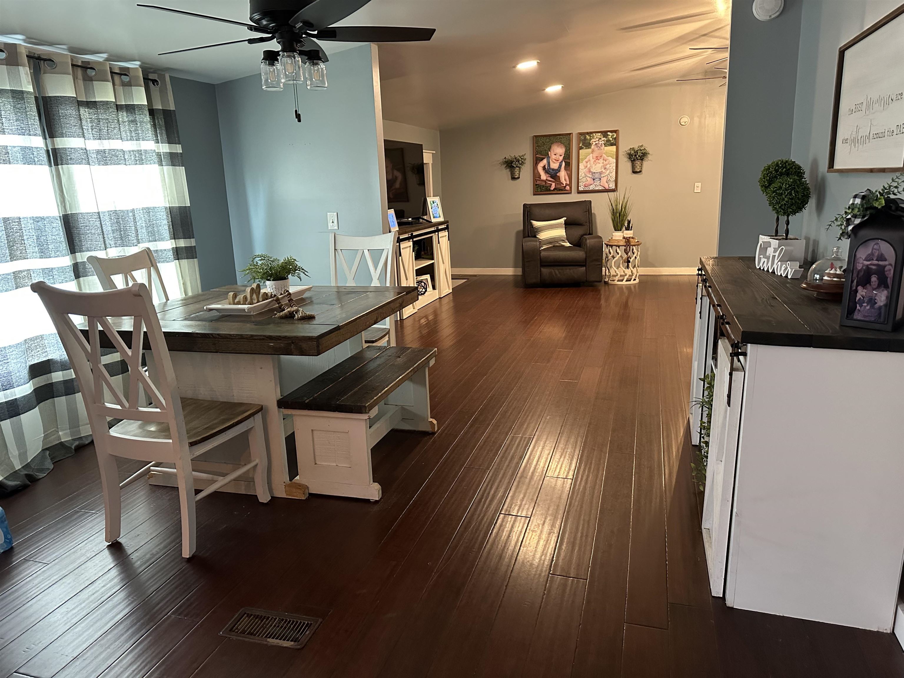 992 Mushroom Road Olive Hill, KY 41164 - Photo 8 of 22