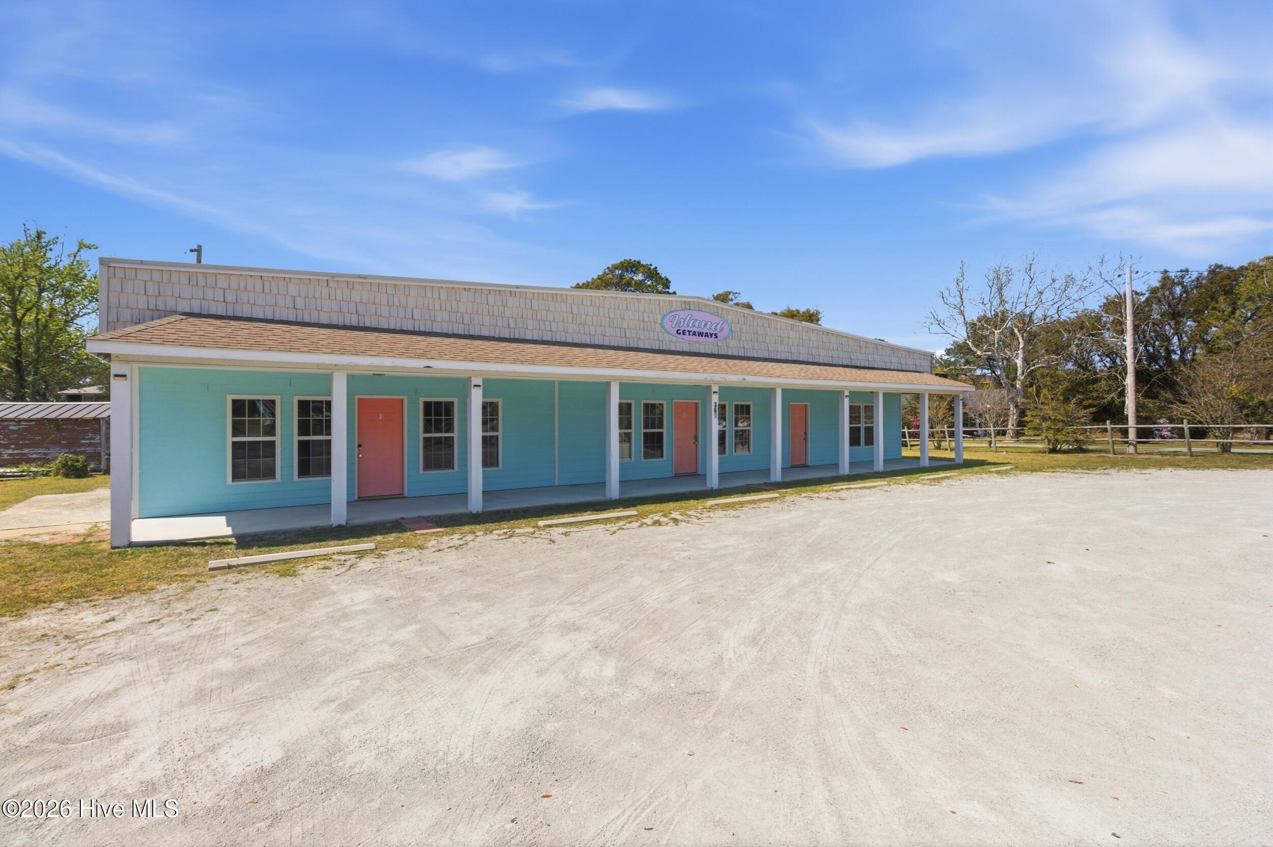 360 Island Road Harkers Island, NC 28531 - Photo 68 of 76 72_img_3070