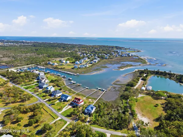 $750,000 | 360 Island Road, Harkers Island, NC 28531
