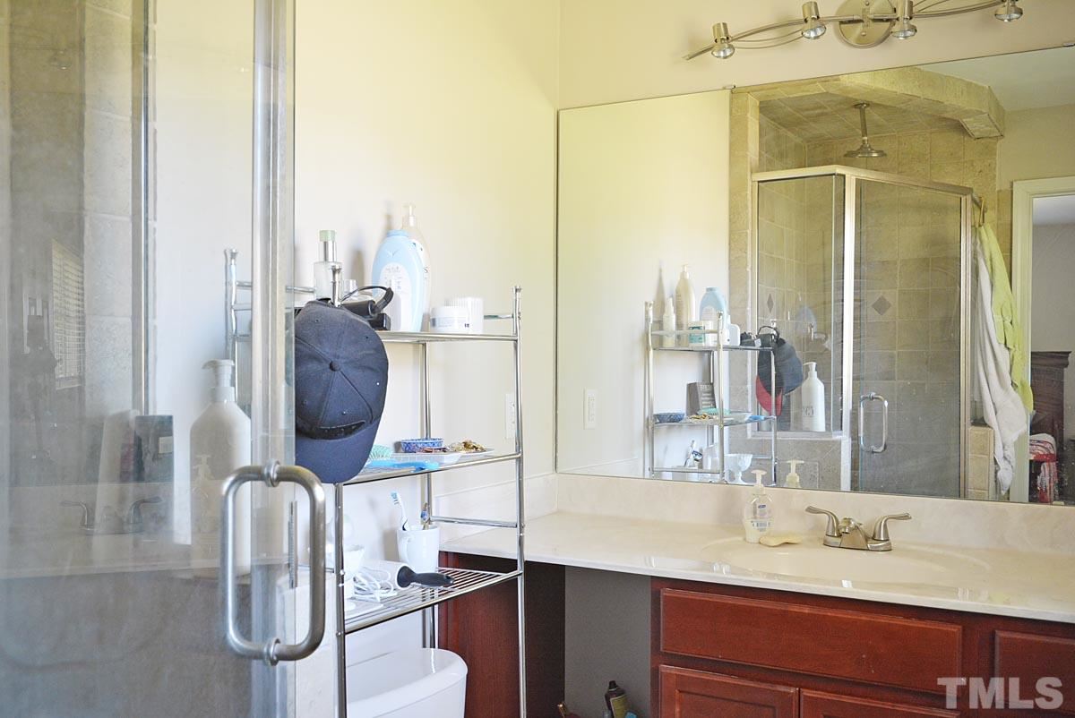 5713 Deblyn Avenue Raleigh, NC 27612 - Photo 13 of 15 Gallery Image 13