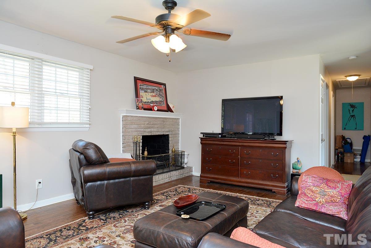 5713 Deblyn Avenue Raleigh, NC 27612 - Photo 8 of 15 Gallery Image 8