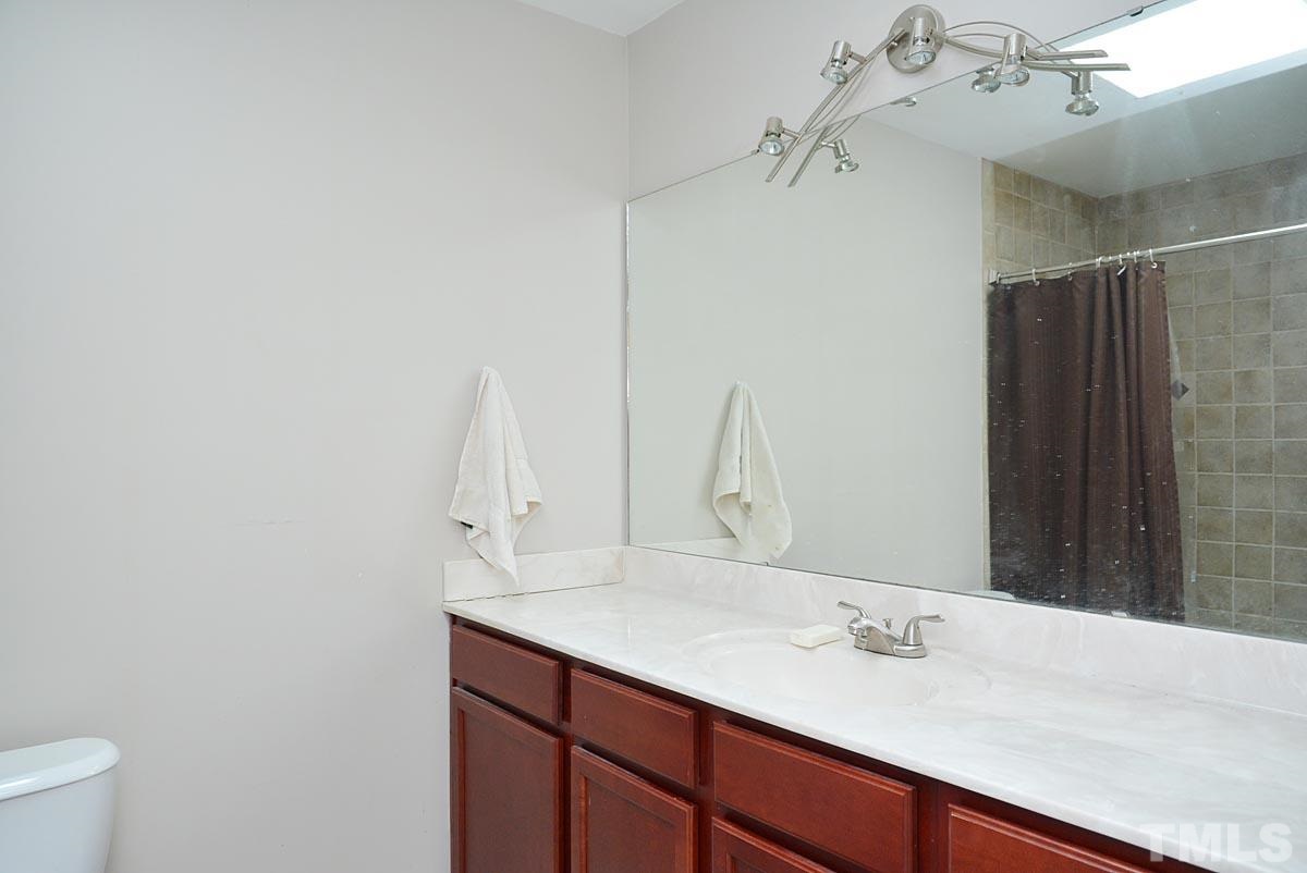 5713 Deblyn Avenue Raleigh, NC 27612 - Photo 10 of 15 Gallery Image 10